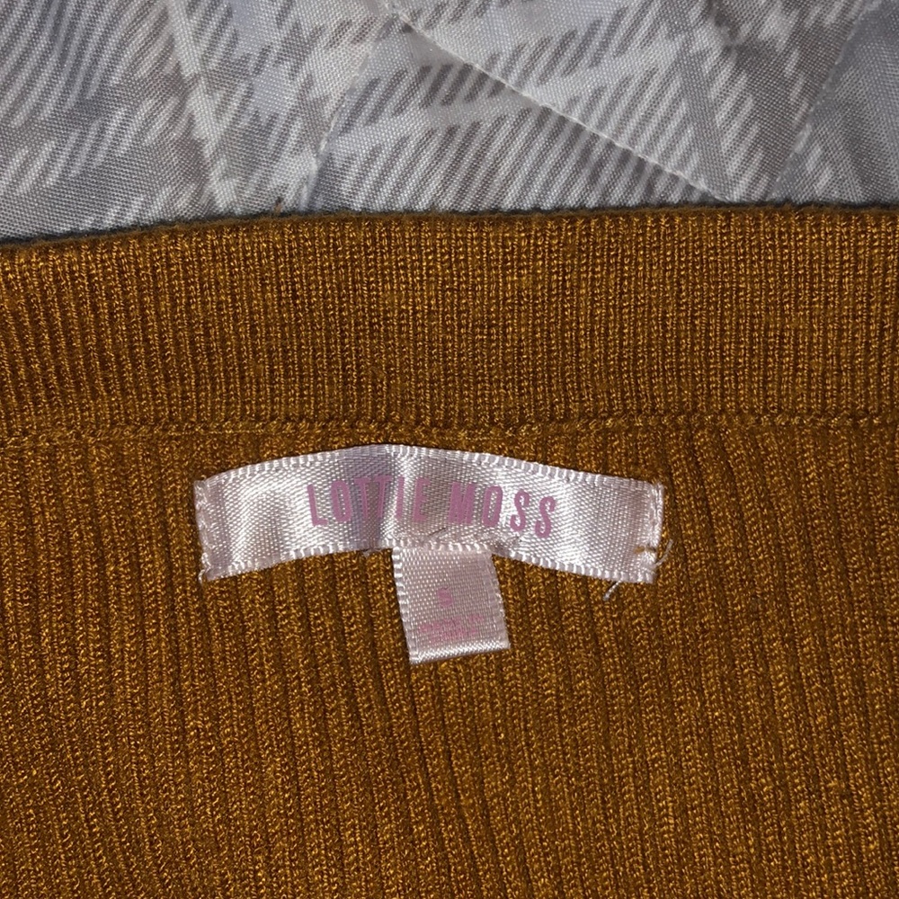 Shirt - Picture 2 of 3